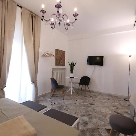 _ Cavour 156 & Savoia _ Pensjonat Bari