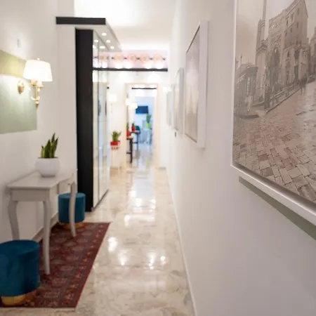 _ Cavour 156 & Savoia _ Pensjonat 3*