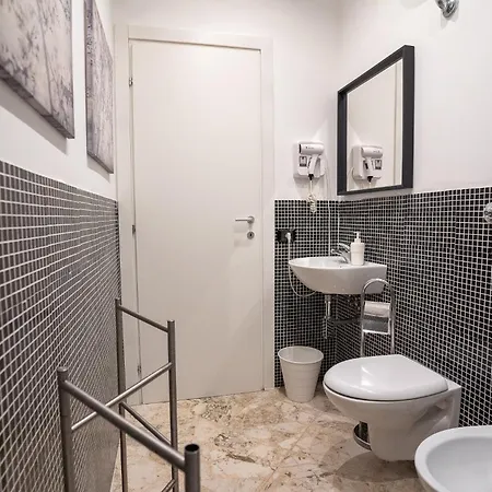 Гостевой дом _ Cavour 156 & Savoia _