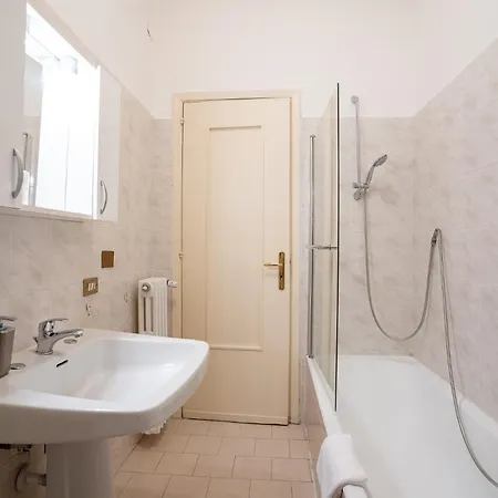 _ Cavour 156 & Savoia _ Pensjonat 3*