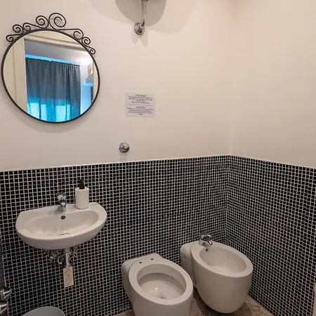 _ Cavour 156 & Savoia _ Гостевой дом 3*