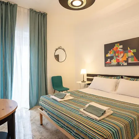 Гостевой дом _ Cavour 156 & Savoia _