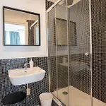 _ Cavour 156 & Savoia _ Guest house Bari