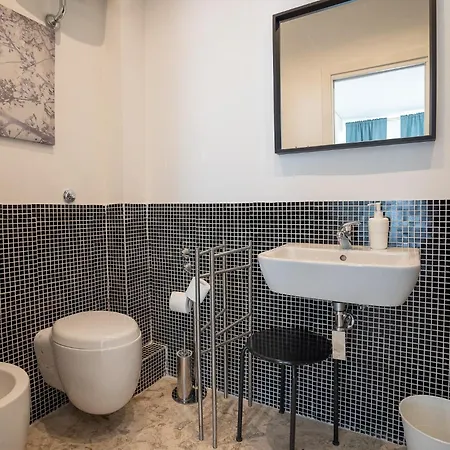 Gasthuis _ Cavour 156 & Savoia _ Bari