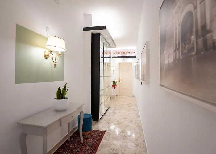 Affittacamere _ Cavour 156 & Savoia _ Bari