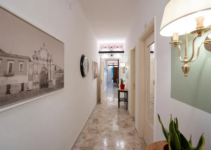 _ Cavour 156 & Savoia _ Affittacamere