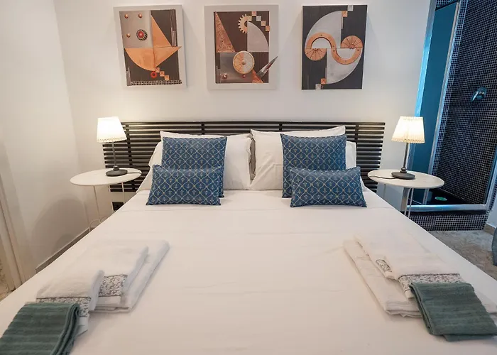 _ Cavour 156 & Savoia _ Bari