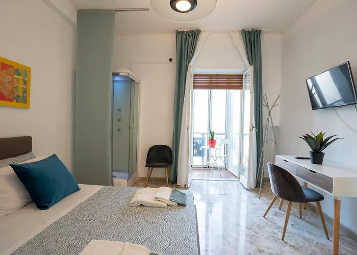 _ Cavour 156 & Savoia _ Bari