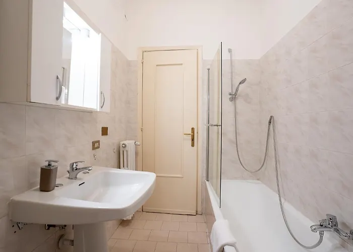 _ Cavour 156 & Savoia _ Affittacamere 3*