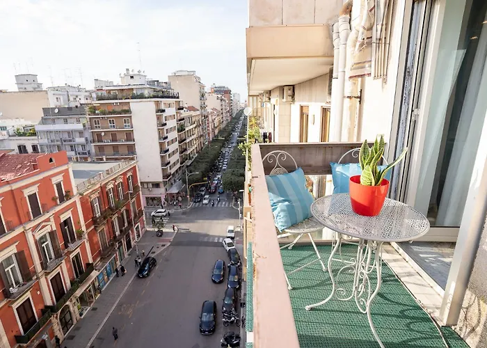 _ Cavour 156 & Savoia _ Bari